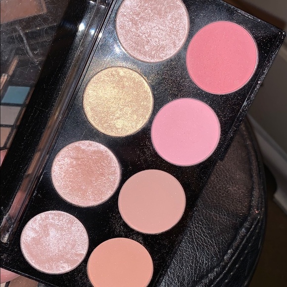 Makeup bundle - Picture 6 of 7